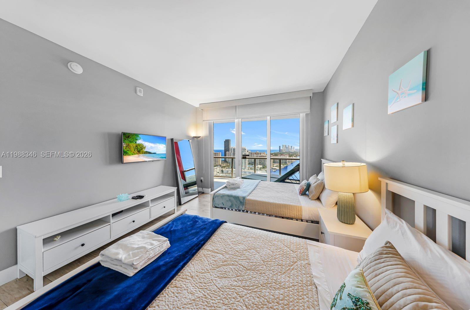 image Beachwalk Condominium22