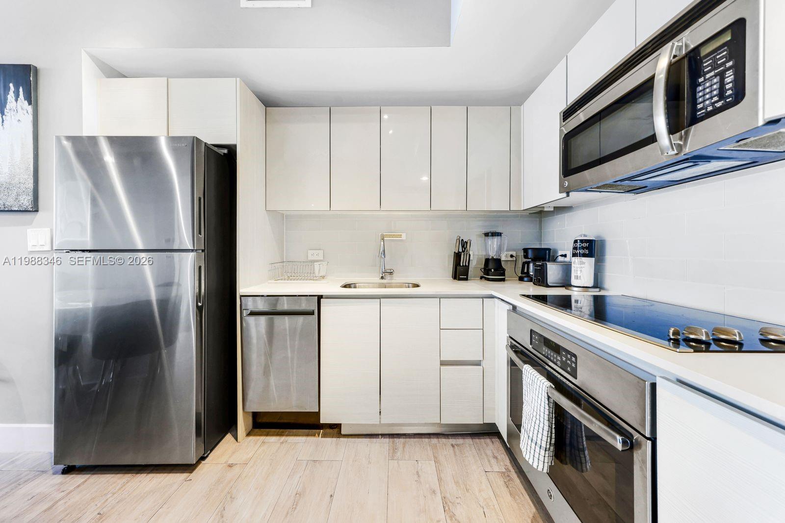 image Beachwalk Condominium37