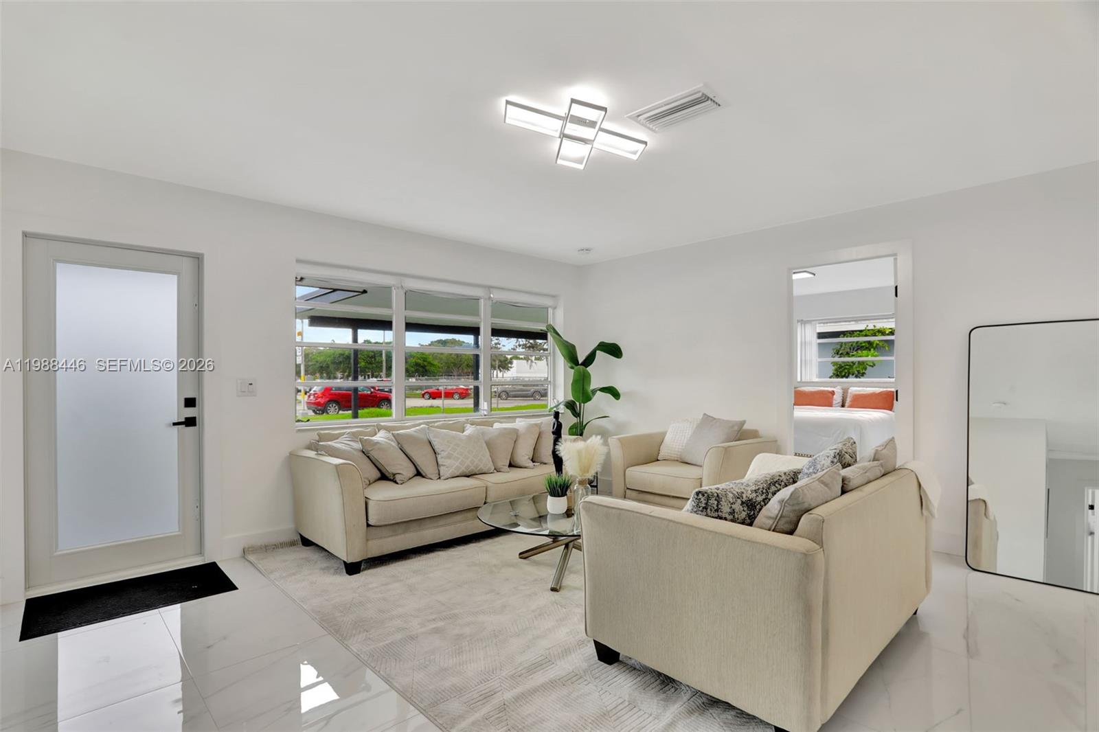 1220 NE 8th St Pompano Beach, FL 33060