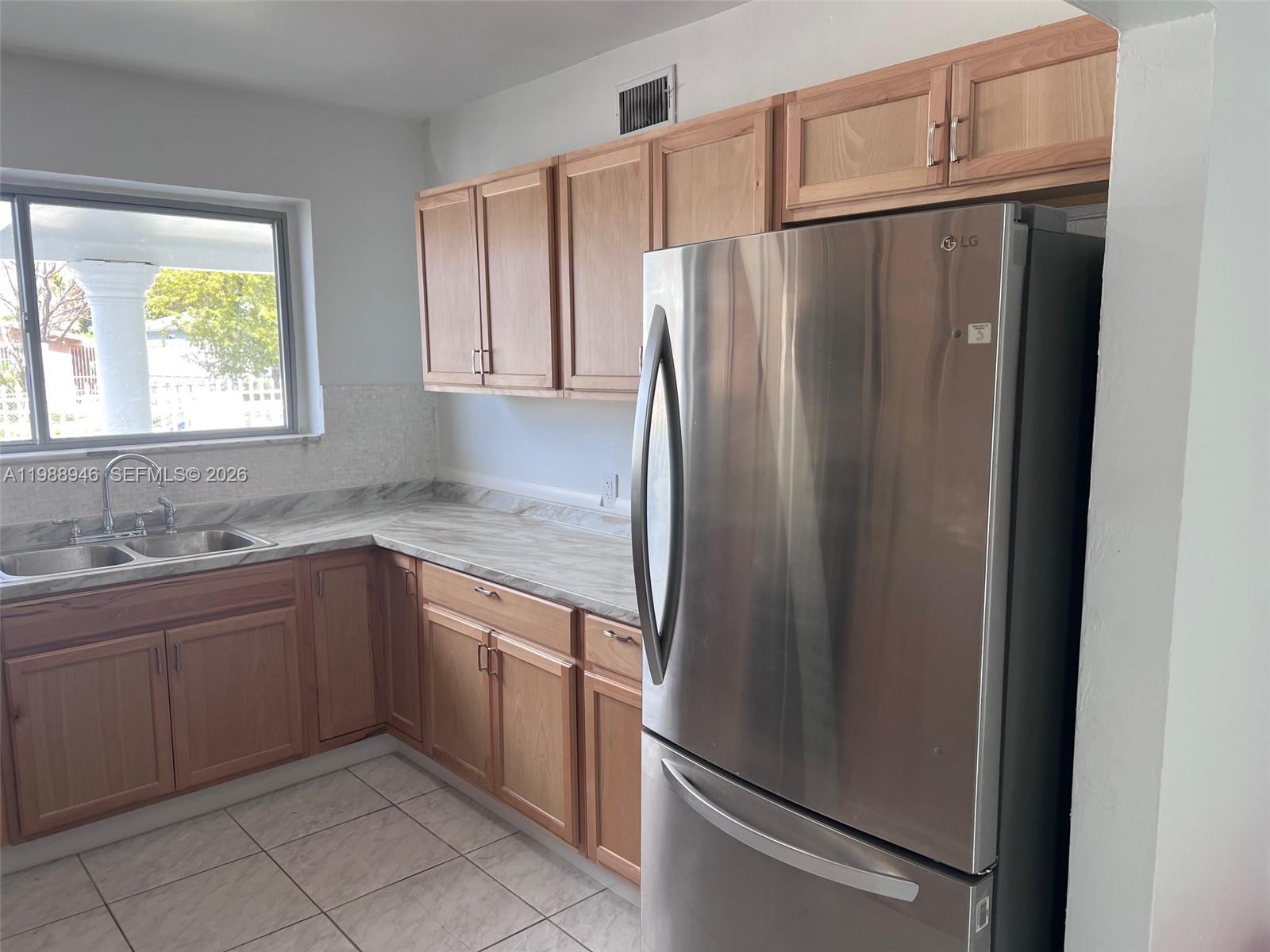 3090 NW 29th St Miami, FL 33142