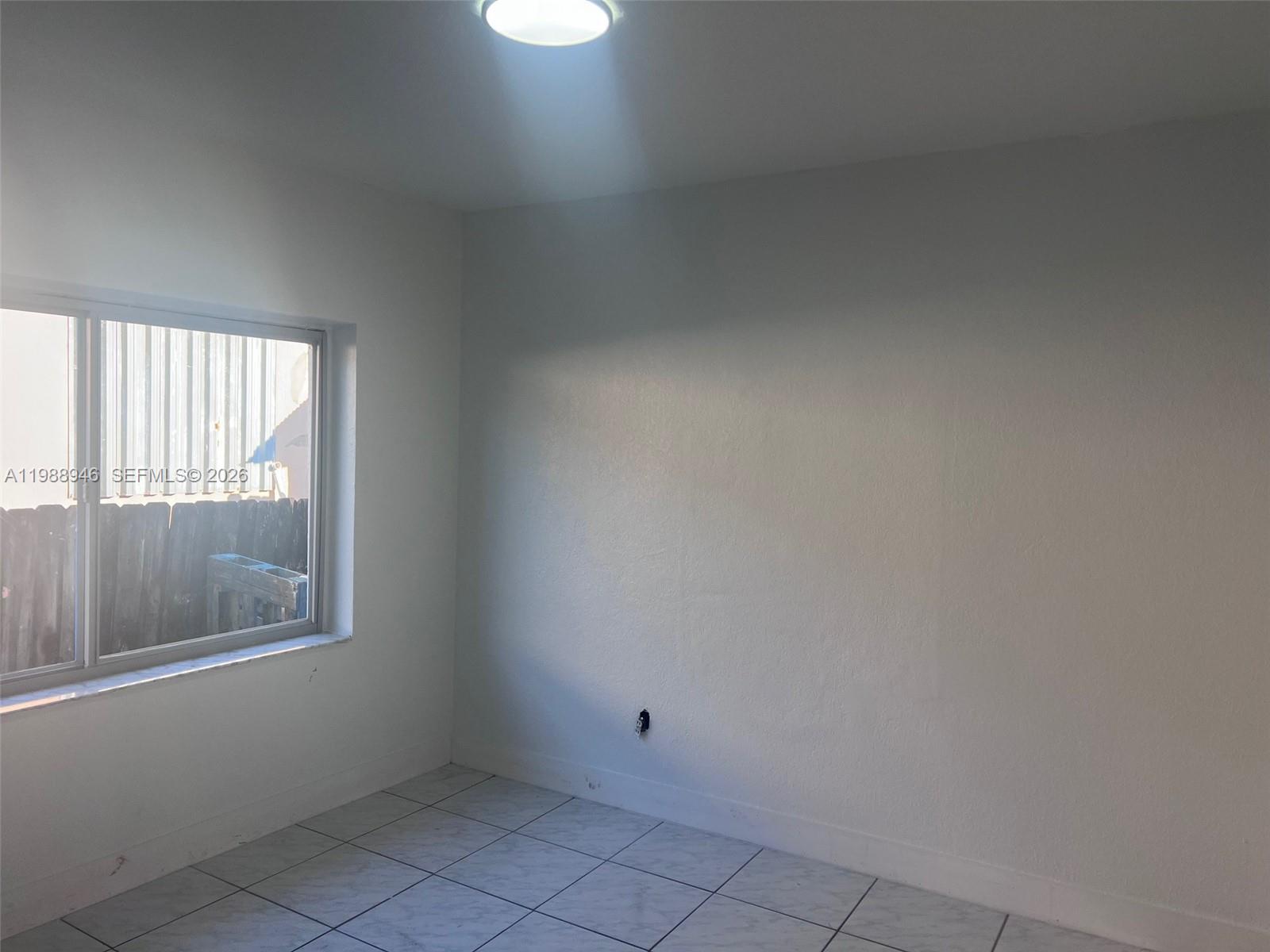 3090 NW 29th St Miami, FL 33142