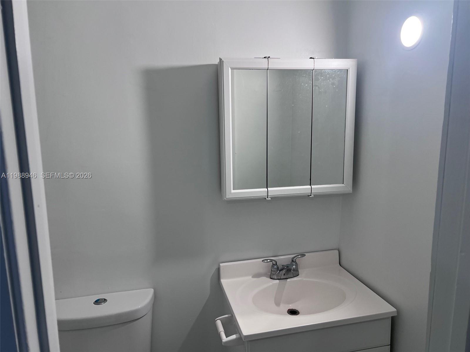 3090 NW 29th St Miami, FL 33142