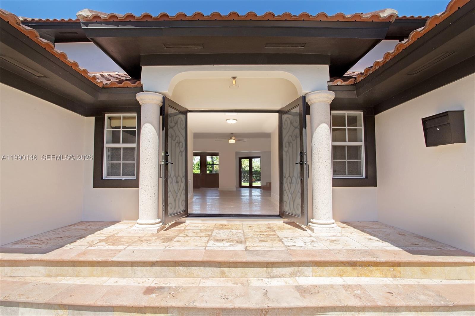 545 S Shore Dr Miami Beach, FL 33141