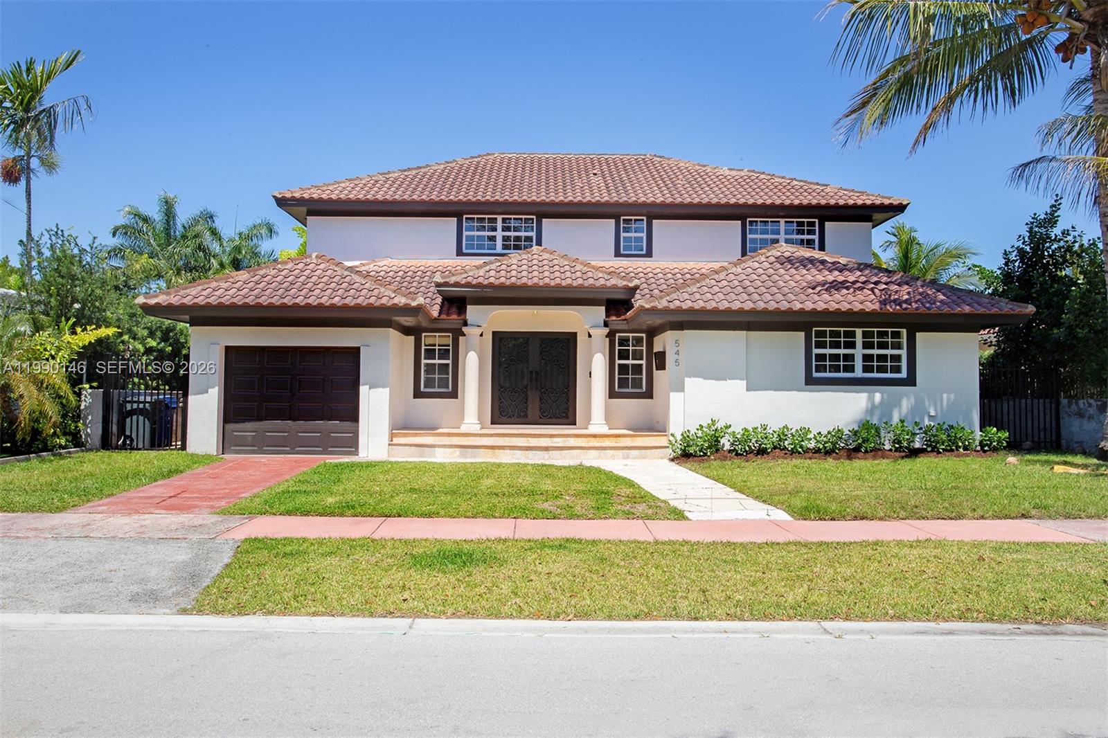 545 S Shore Dr Miami Beach, FL 33141