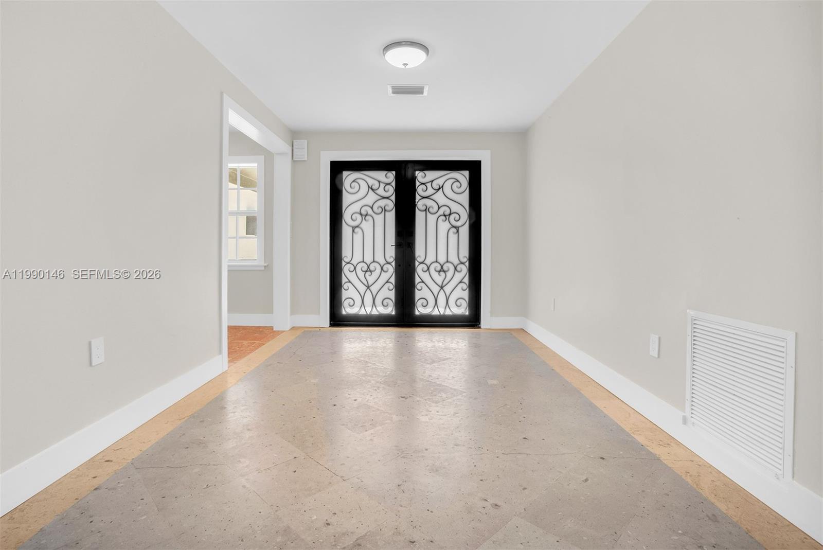 545 S Shore Dr Miami Beach, FL 33141