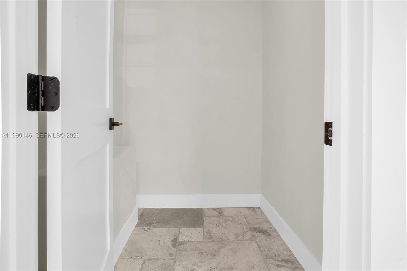 545 S Shore Dr Miami Beach, FL 33141