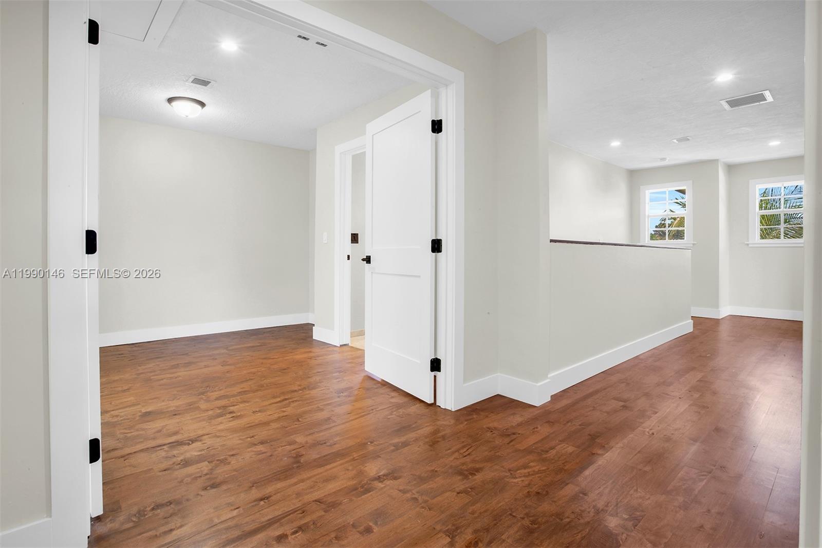 545 S Shore Dr Miami Beach, FL 33141