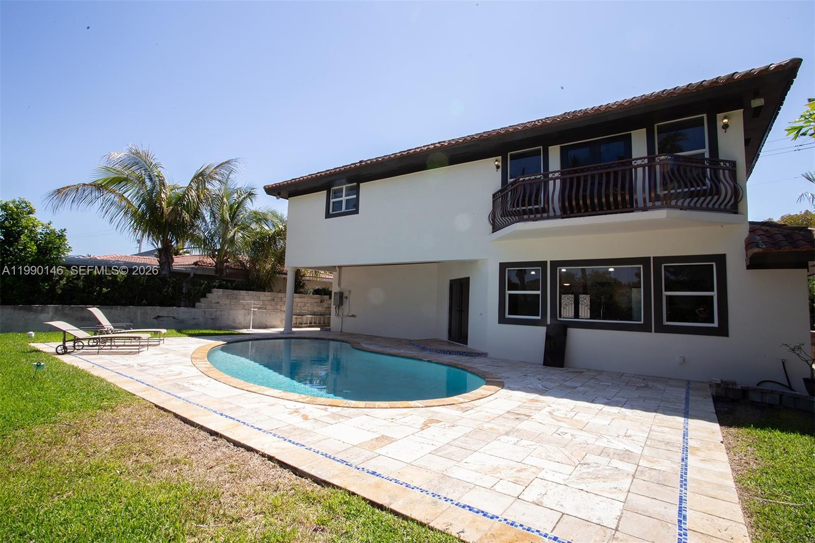 545 S Shore Dr Miami Beach, FL 33141