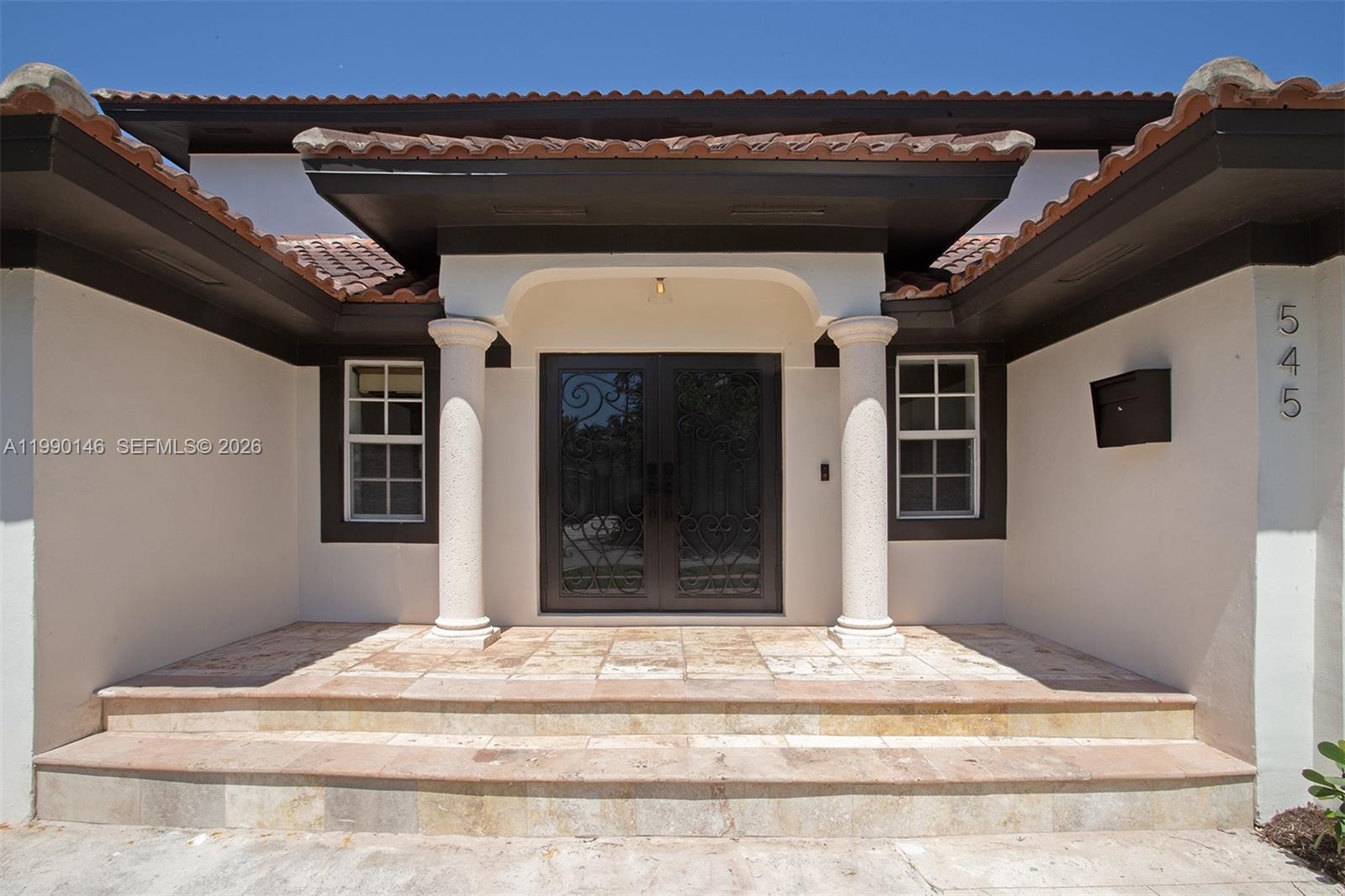 545 S Shore Dr Miami Beach, FL 33141