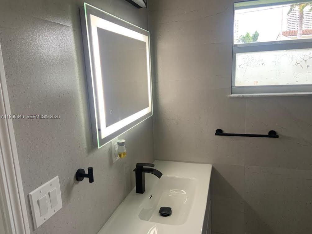 3406 NE 168th St #3406 North Miami Beach, FL 33160