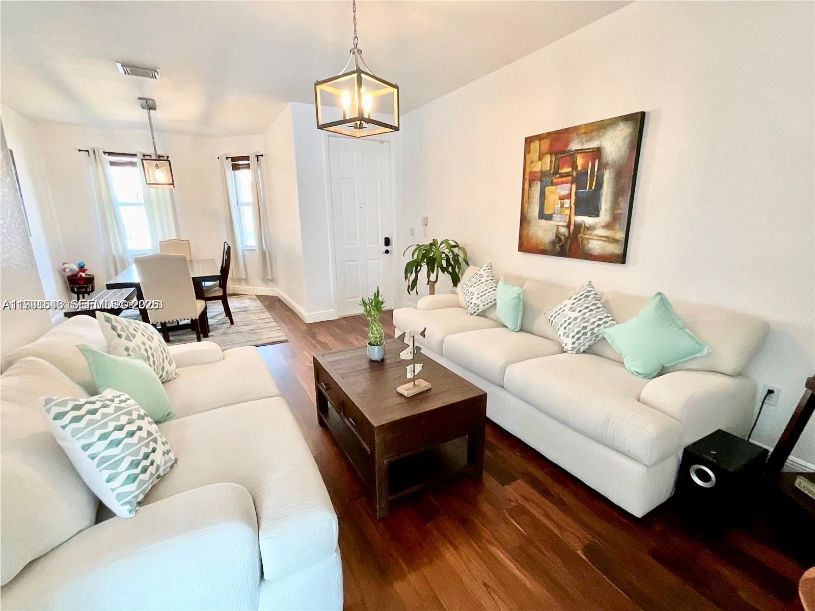 7472 NW 112th Path Doral, FL 33178