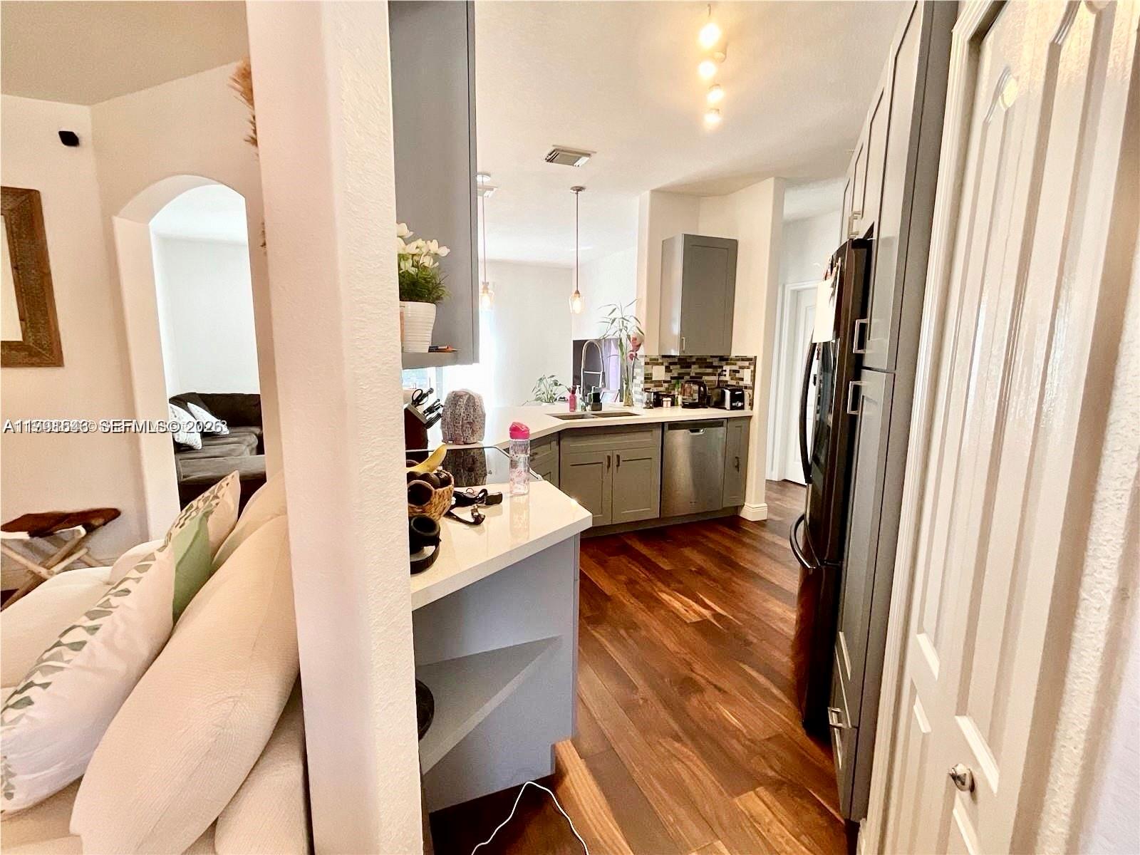 7472 NW 112th Path Doral, FL 33178