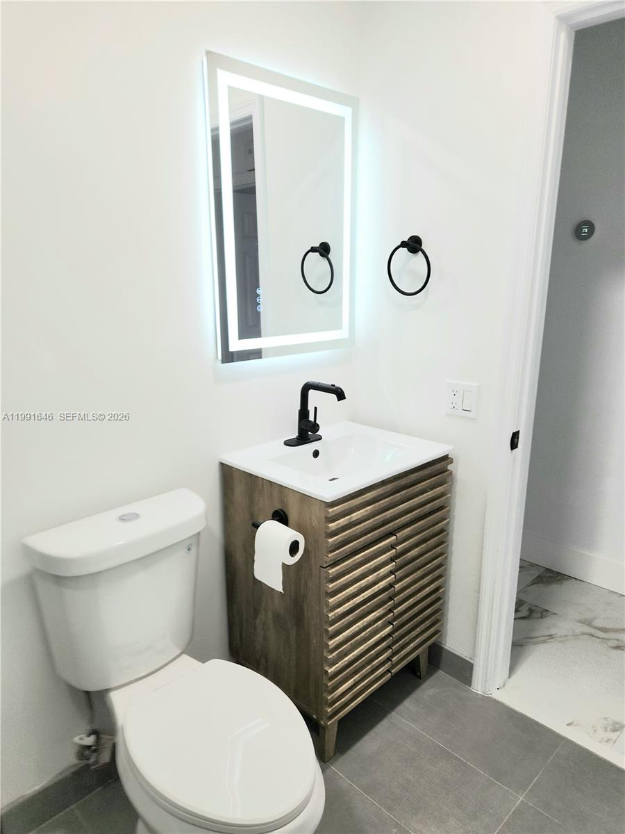 8615 SW 15th St Pembroke Pines, FL 33025