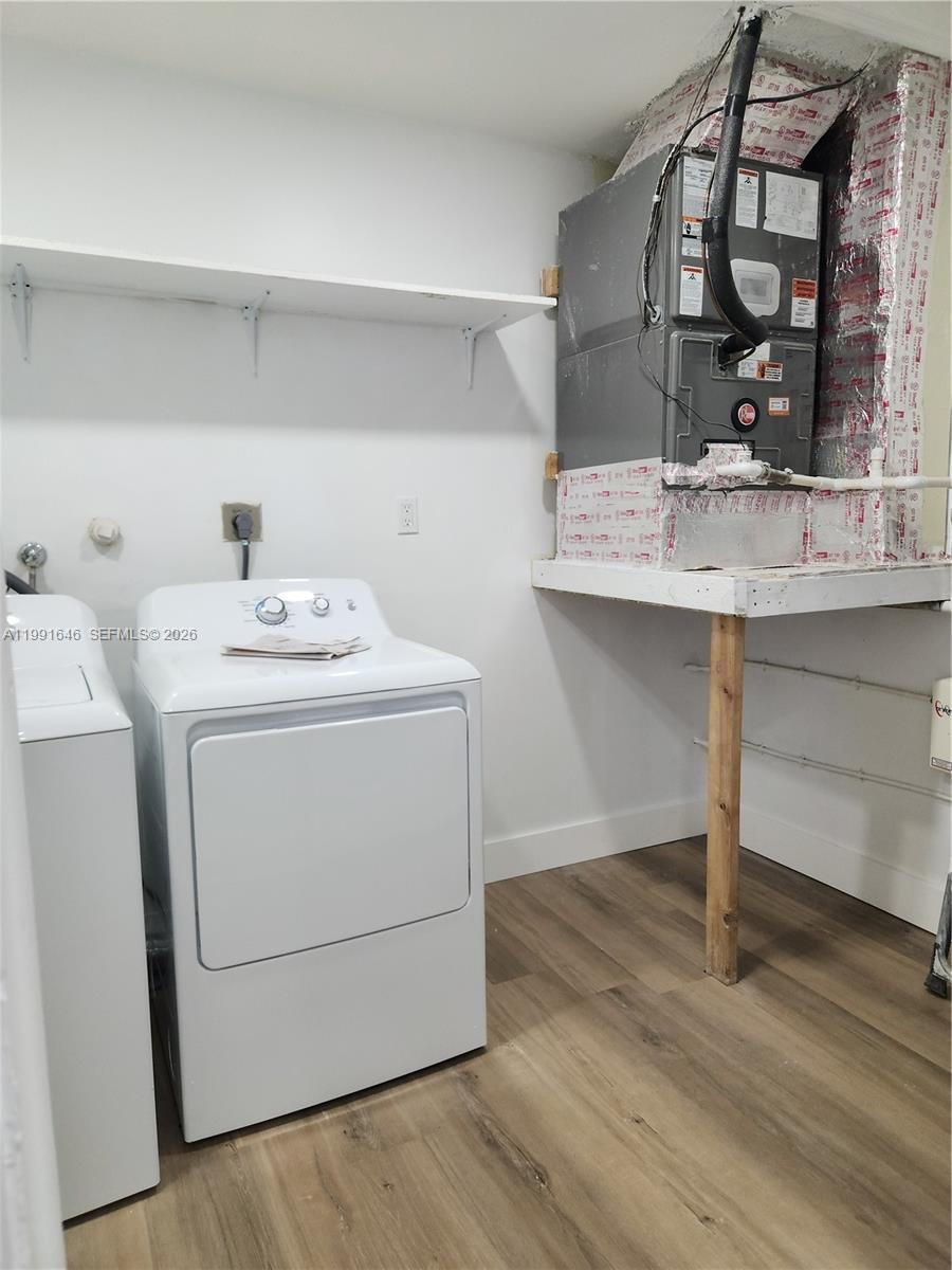 8615 SW 15th St Pembroke Pines, FL 33025