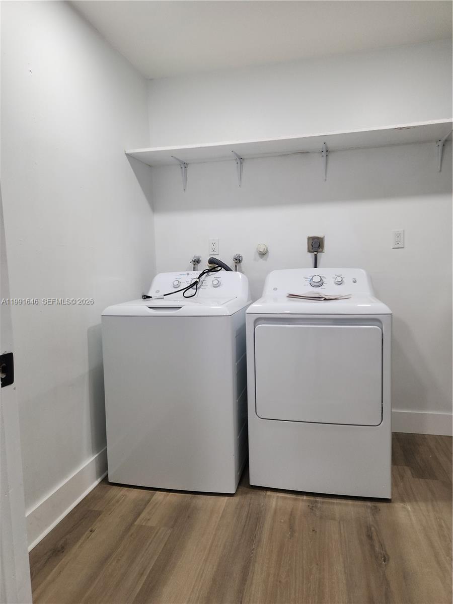 8615 SW 15th St Pembroke Pines, FL 33025