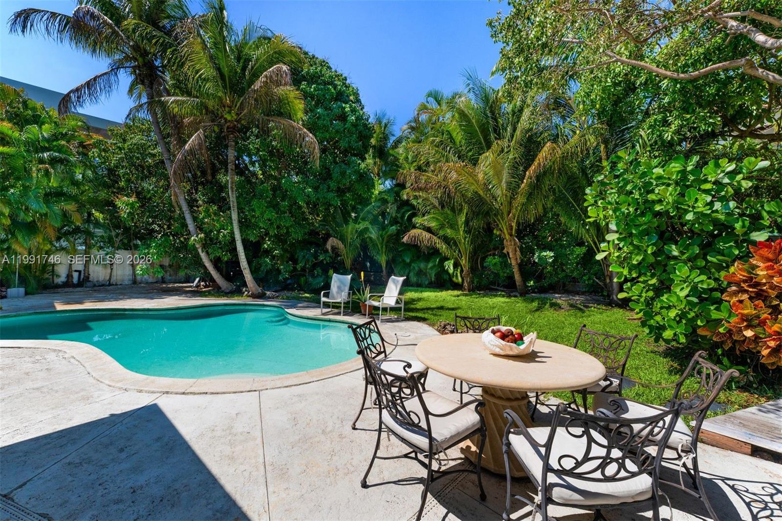 346 Gulf Rd Key Biscayne, FL 33149