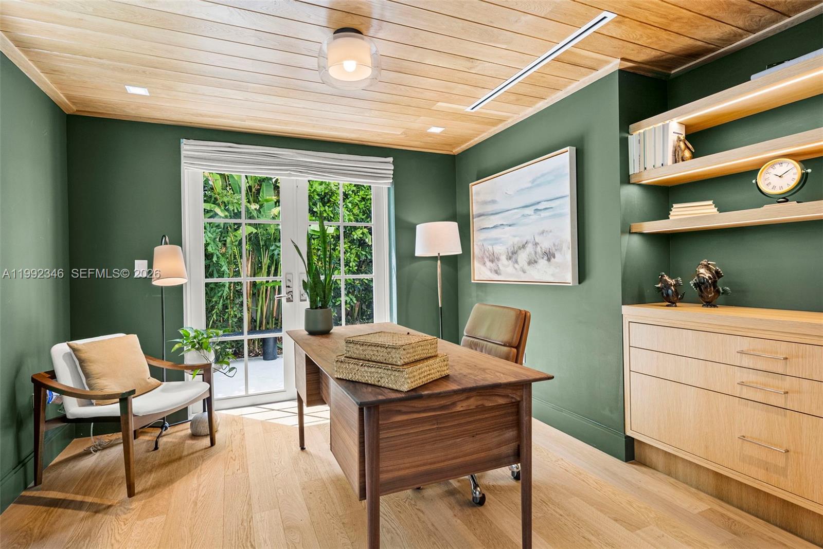 850 E Dilido Dr Miami Beach, FL 33139