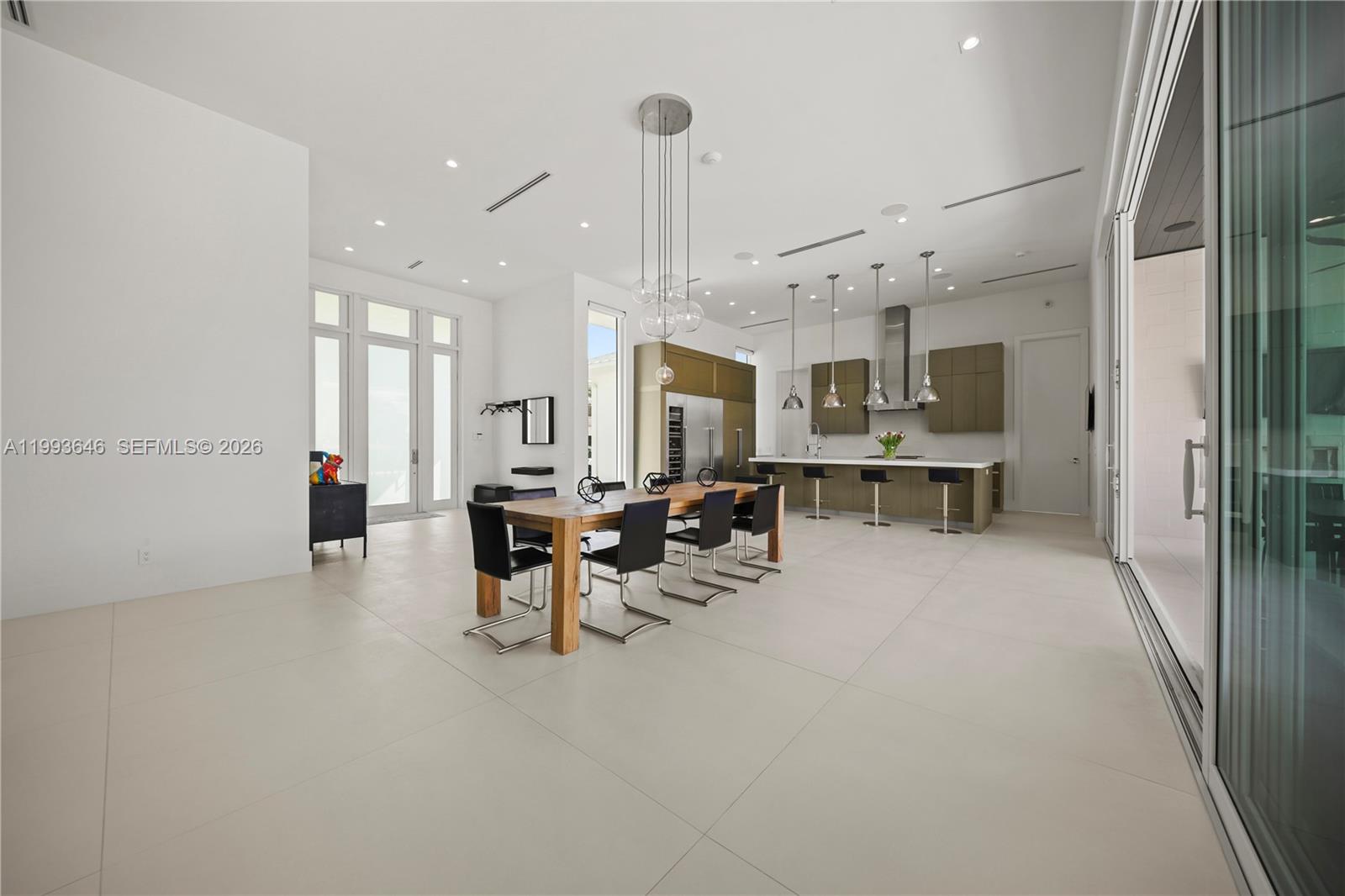 2815 NE 26th Pl Fort Lauderdale, FL 33306