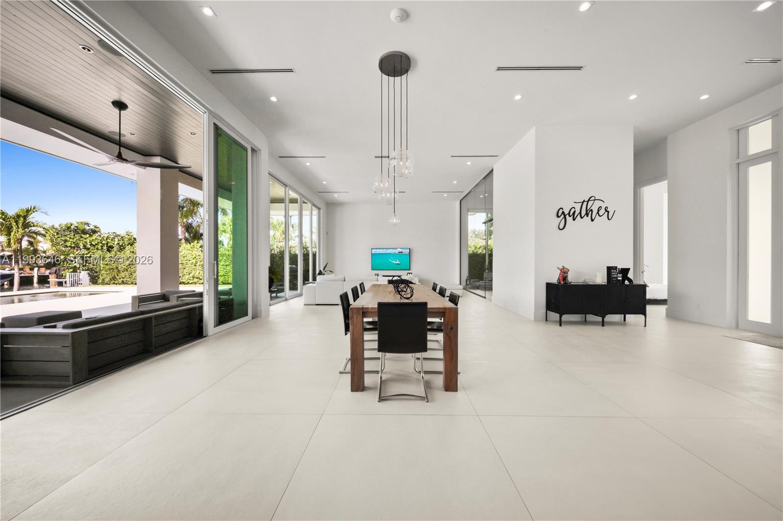 2815 NE 26th Pl Fort Lauderdale, FL 33306