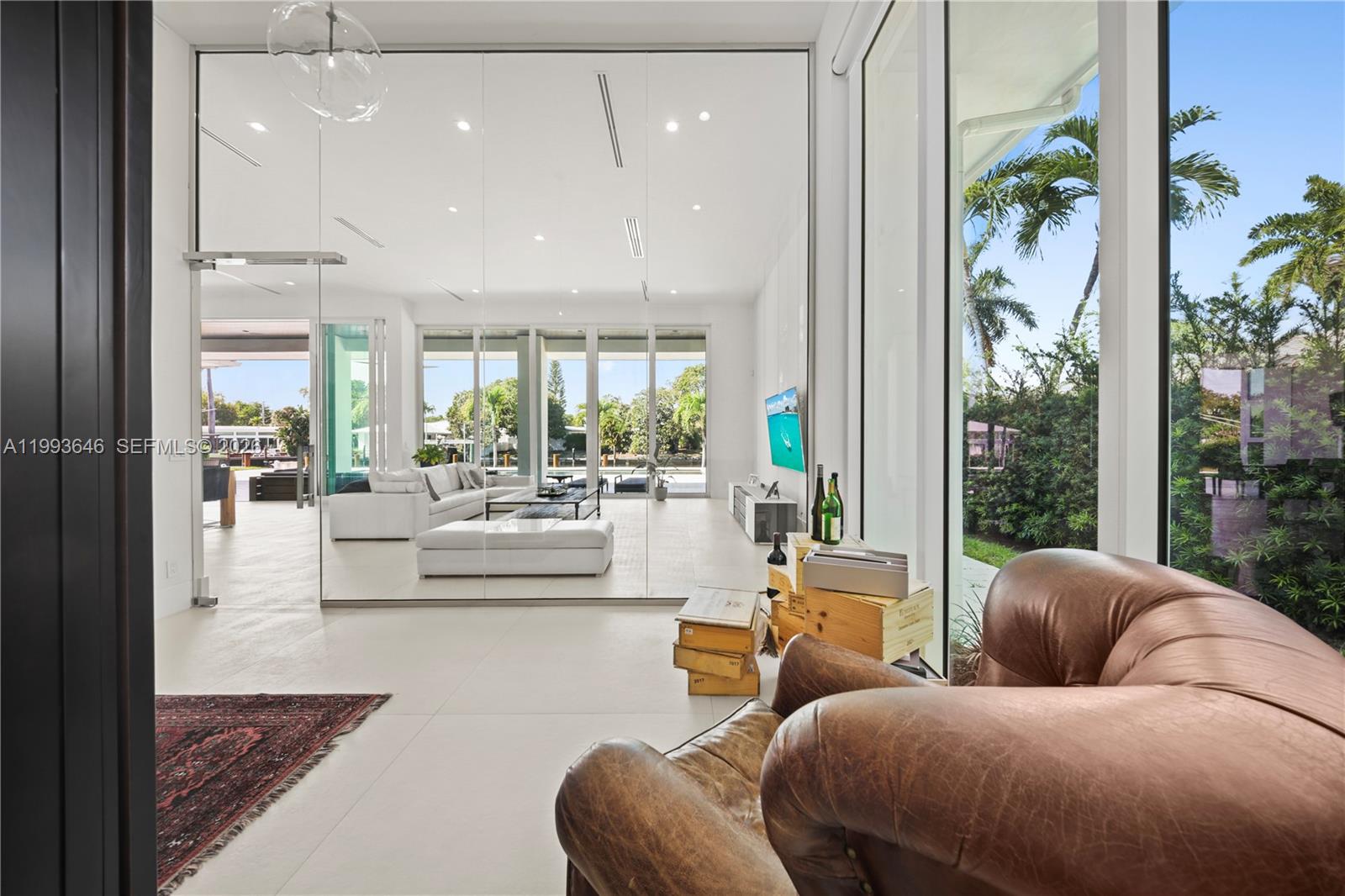 2815 NE 26th Pl Fort Lauderdale, FL 33306