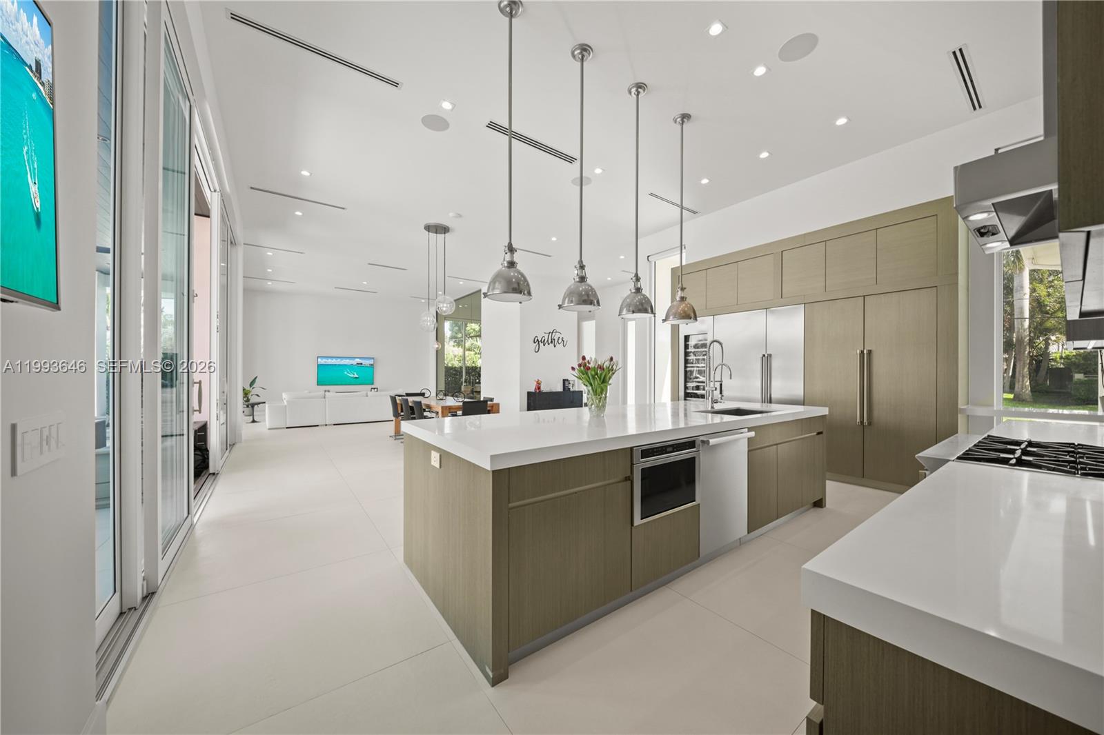 2815 NE 26th Pl Fort Lauderdale, FL 33306