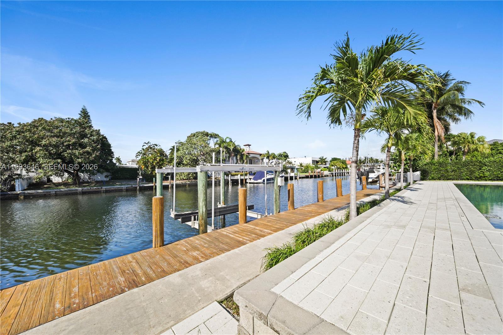 2815 NE 26th Pl Fort Lauderdale, FL 33306