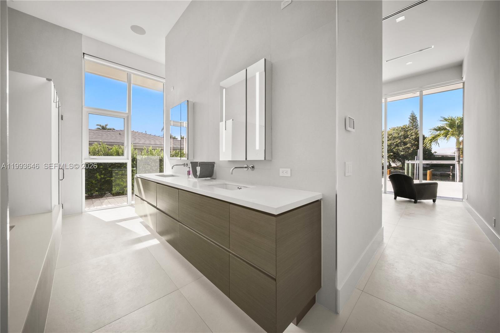 2815 NE 26th Pl Fort Lauderdale, FL 33306