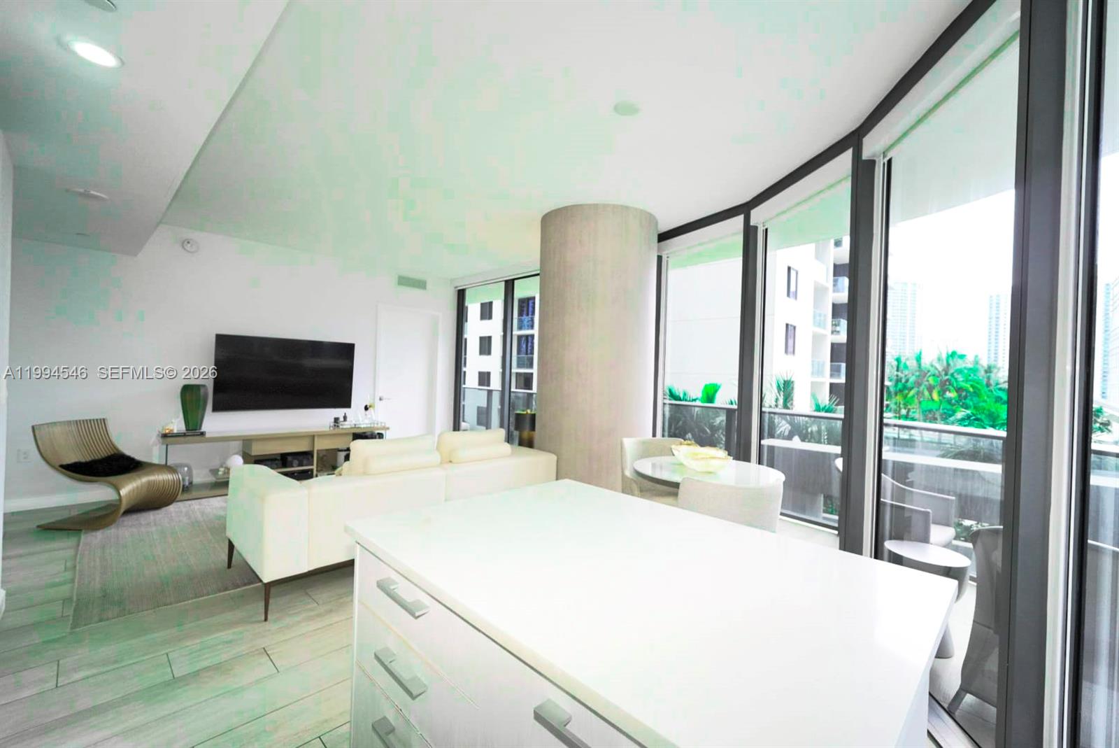 image Brickell Heights West12