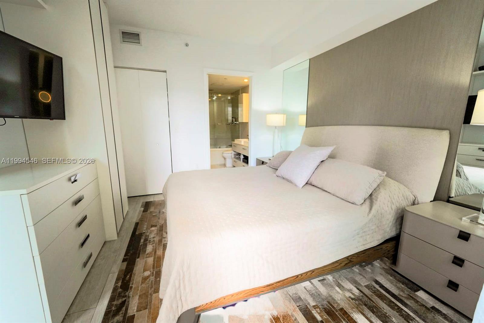 image Brickell Heights West15