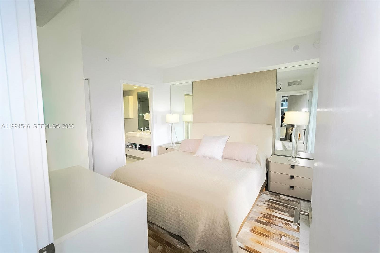 image Brickell Heights West17
