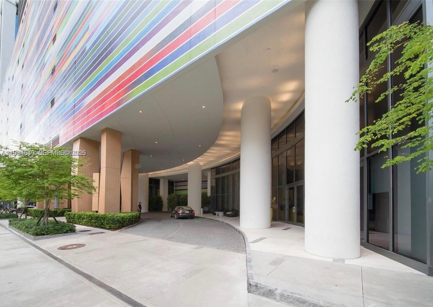 image Brickell Heights West1