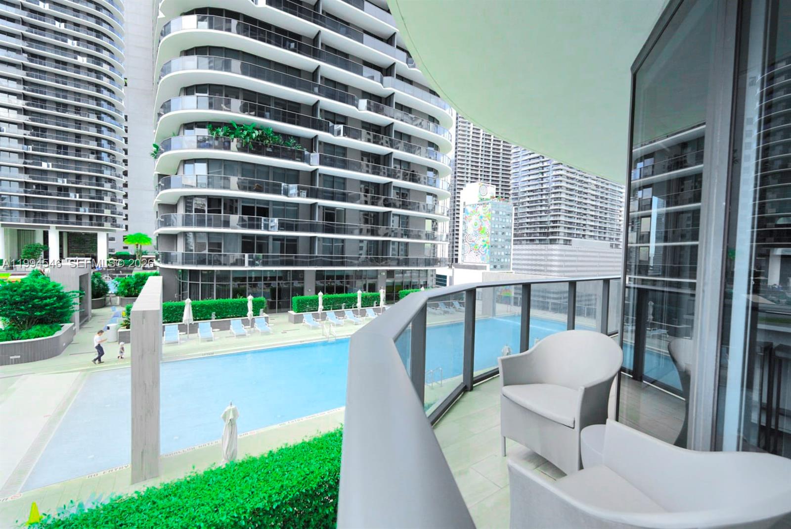 image Brickell Heights West24