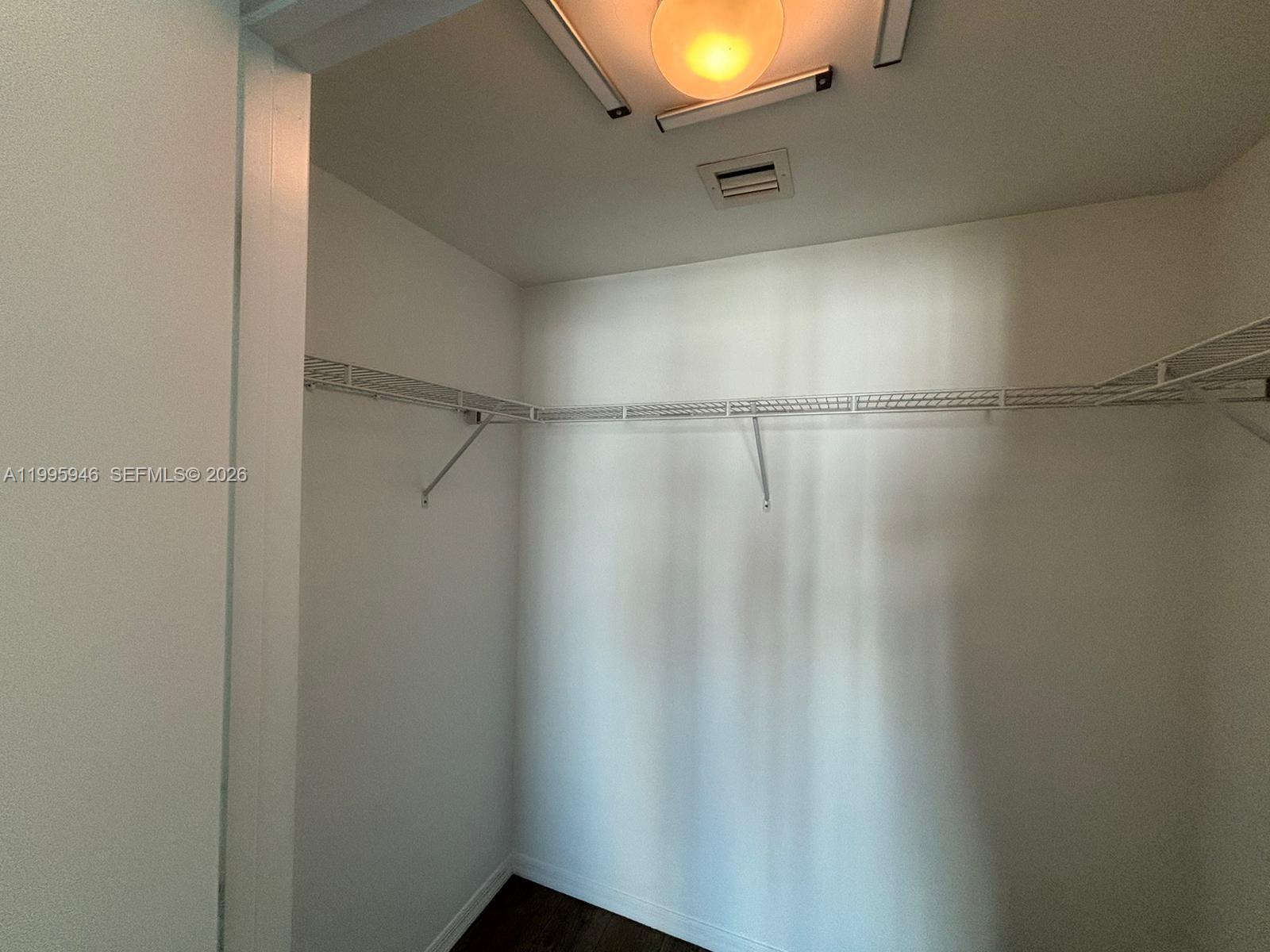 image 500 Brickell West13