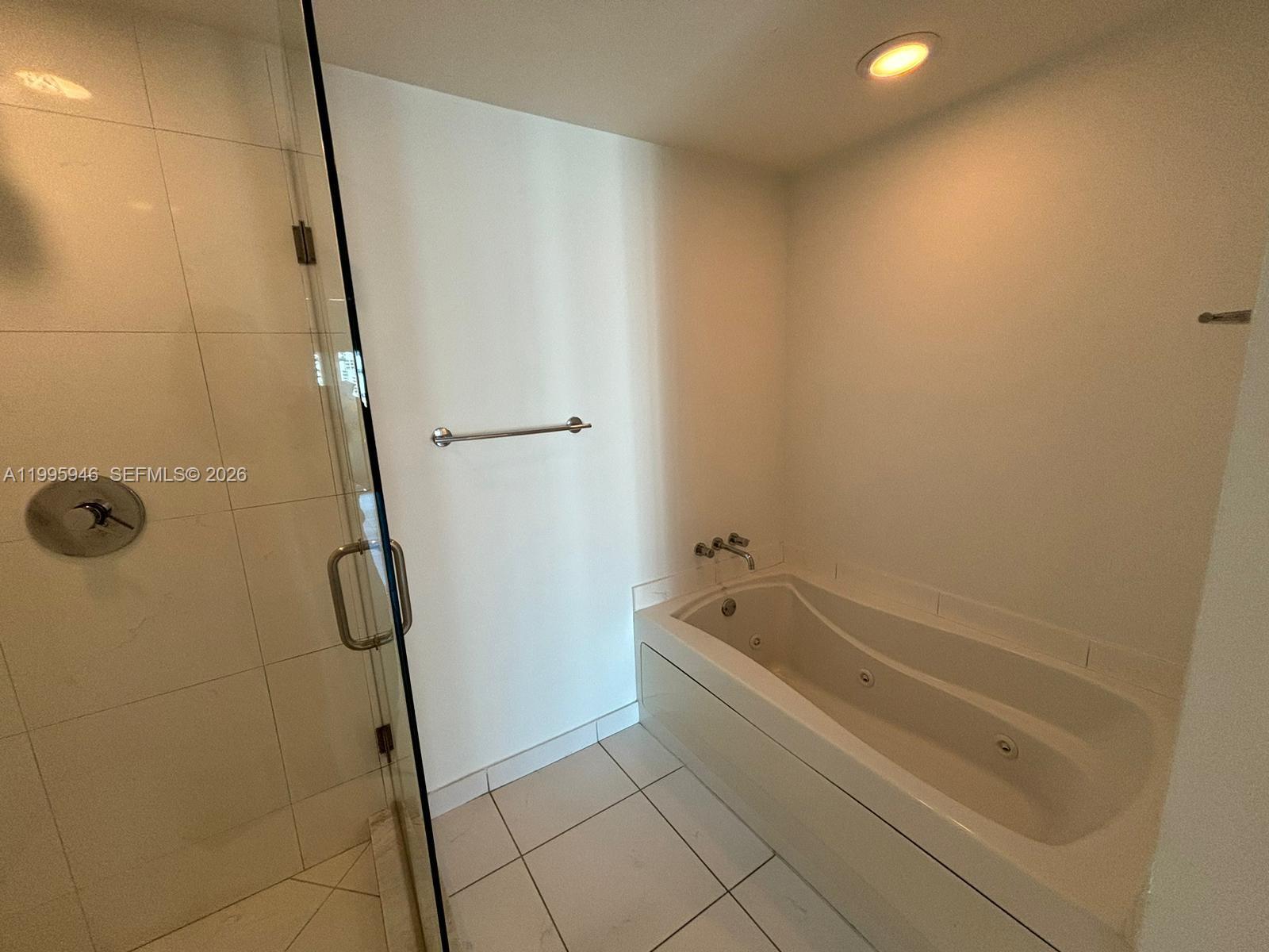 image 500 Brickell West17