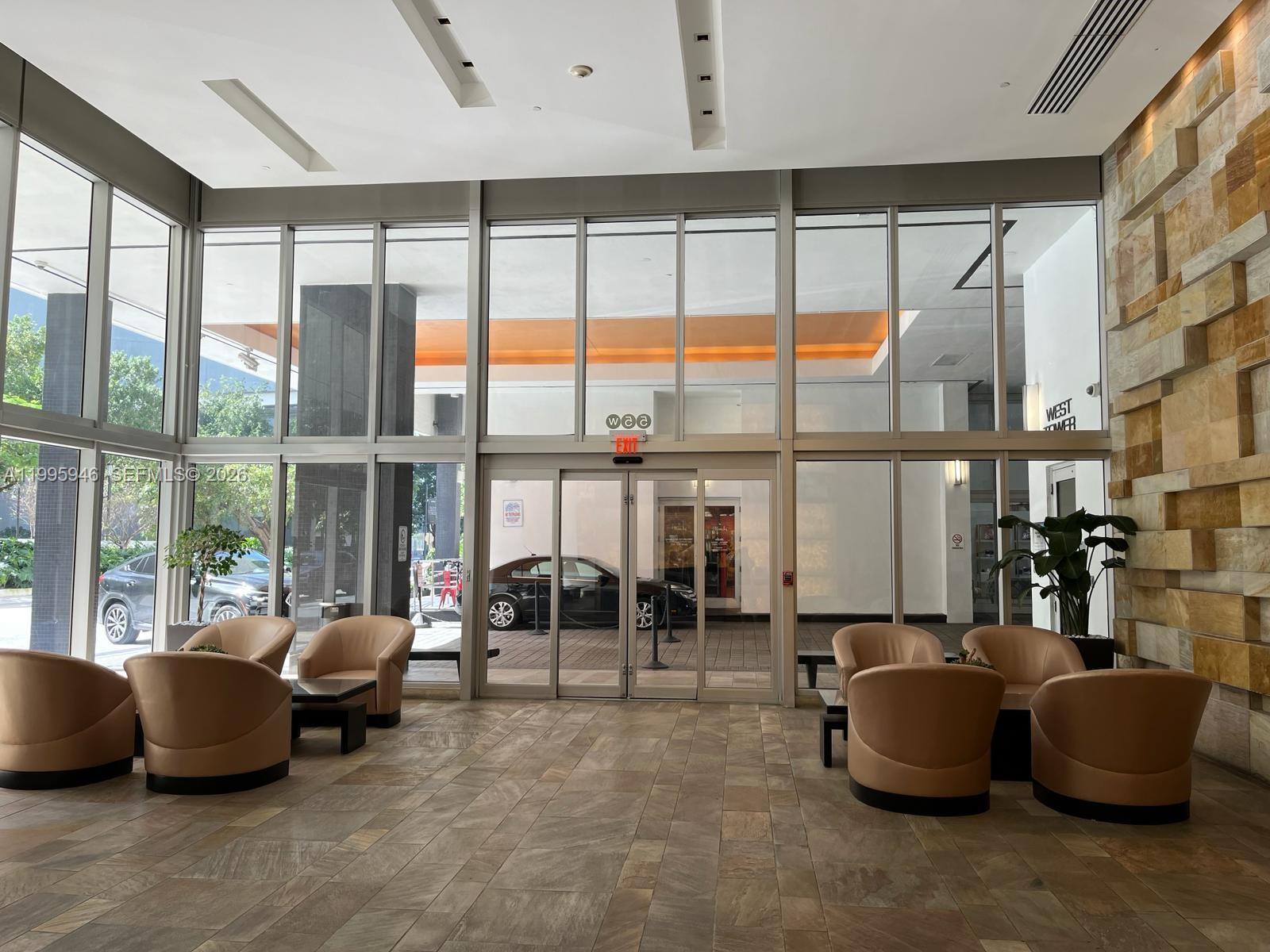 image 500 Brickell West22