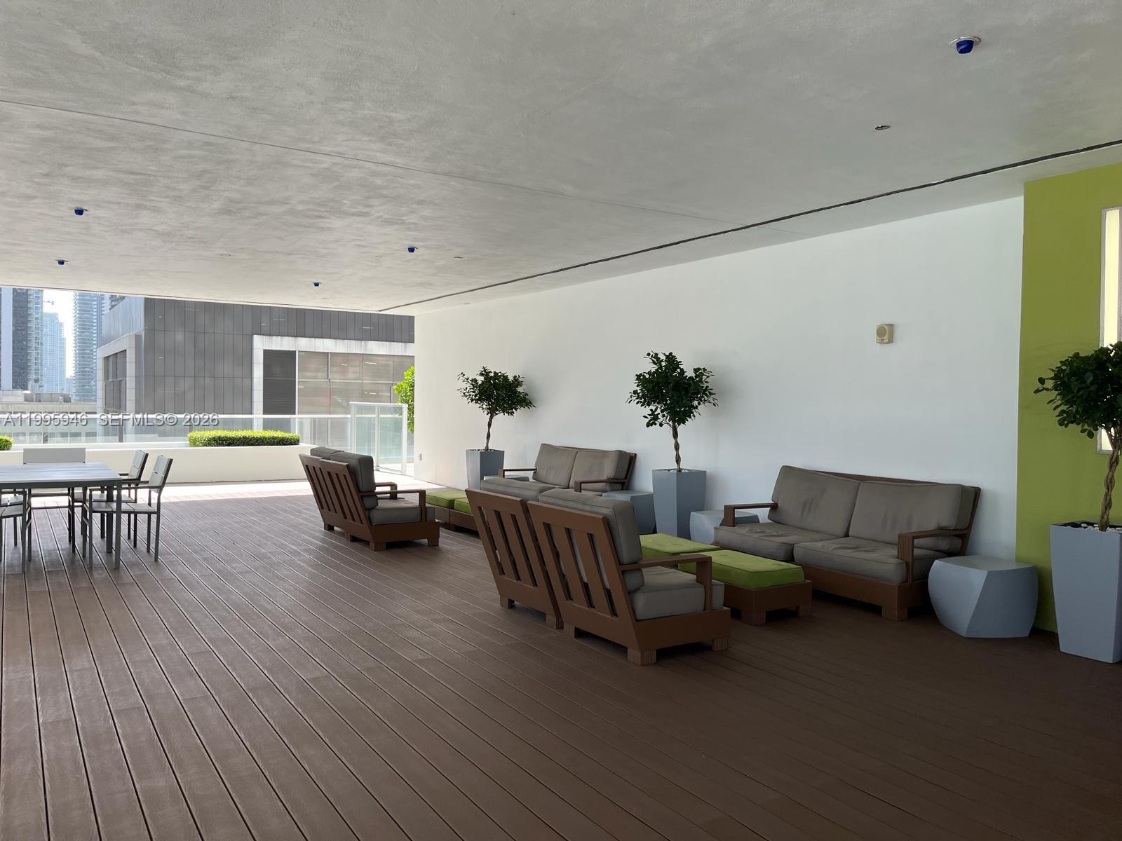 image 500 Brickell West29