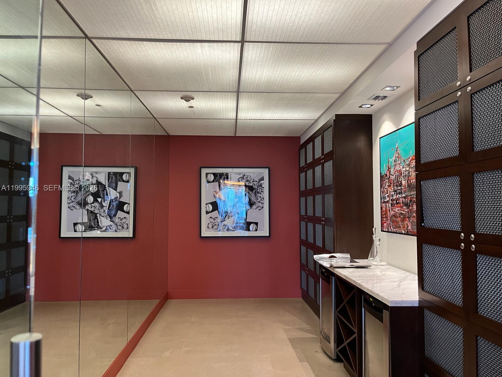 image 500 Brickell West34