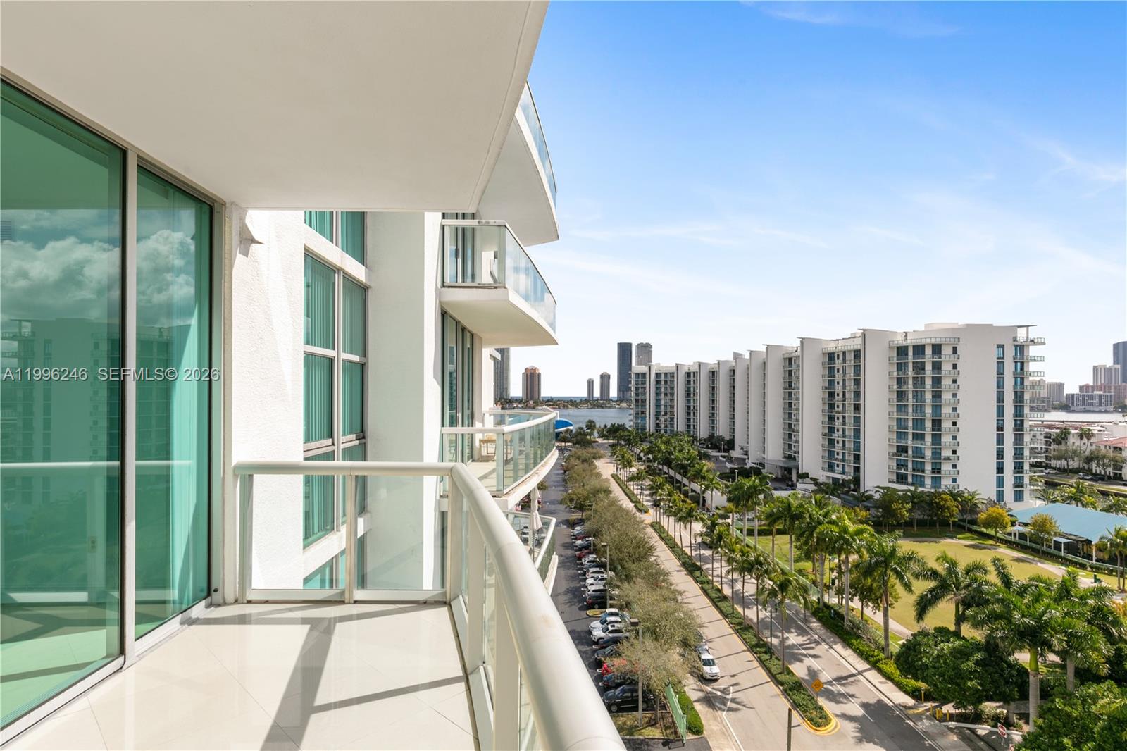 image The Atrium at Aventura14
