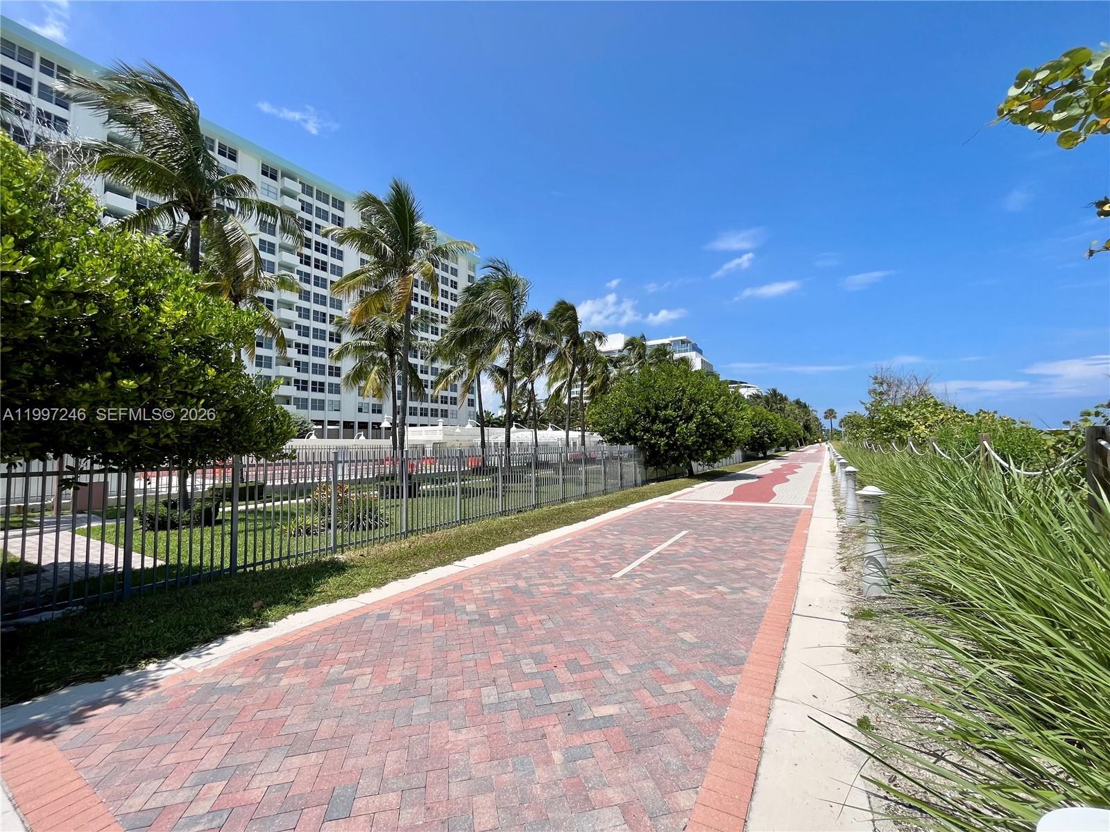 2899 Collins Ave #810 Miami Beach, FL 33140