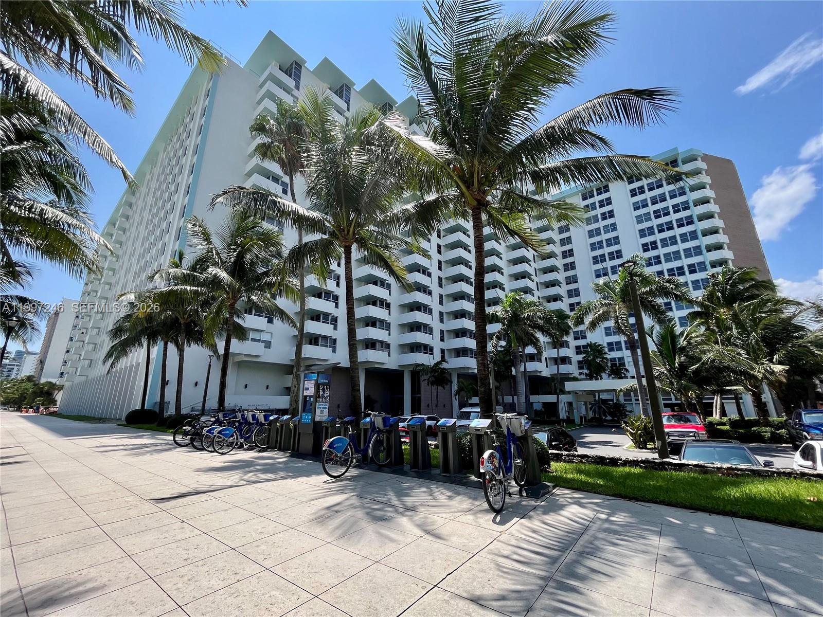 2899 Collins Ave #810 Miami Beach, FL 33140
