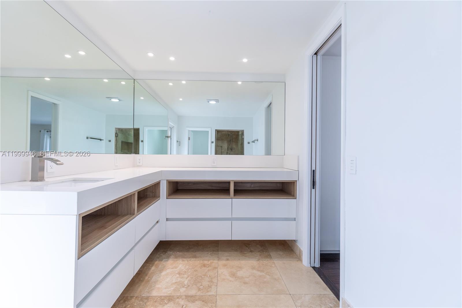 13303 SW 58th Ave #13303 Pinecrest, FL 33156