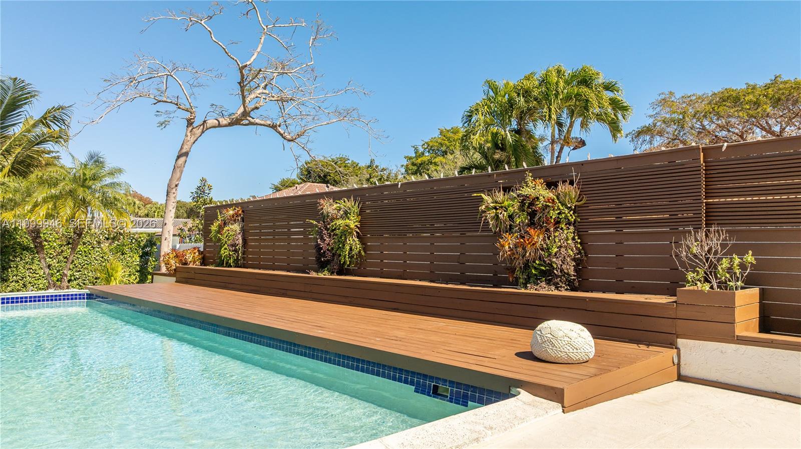 13303 SW 58th Ave #13303 Pinecrest, FL 33156