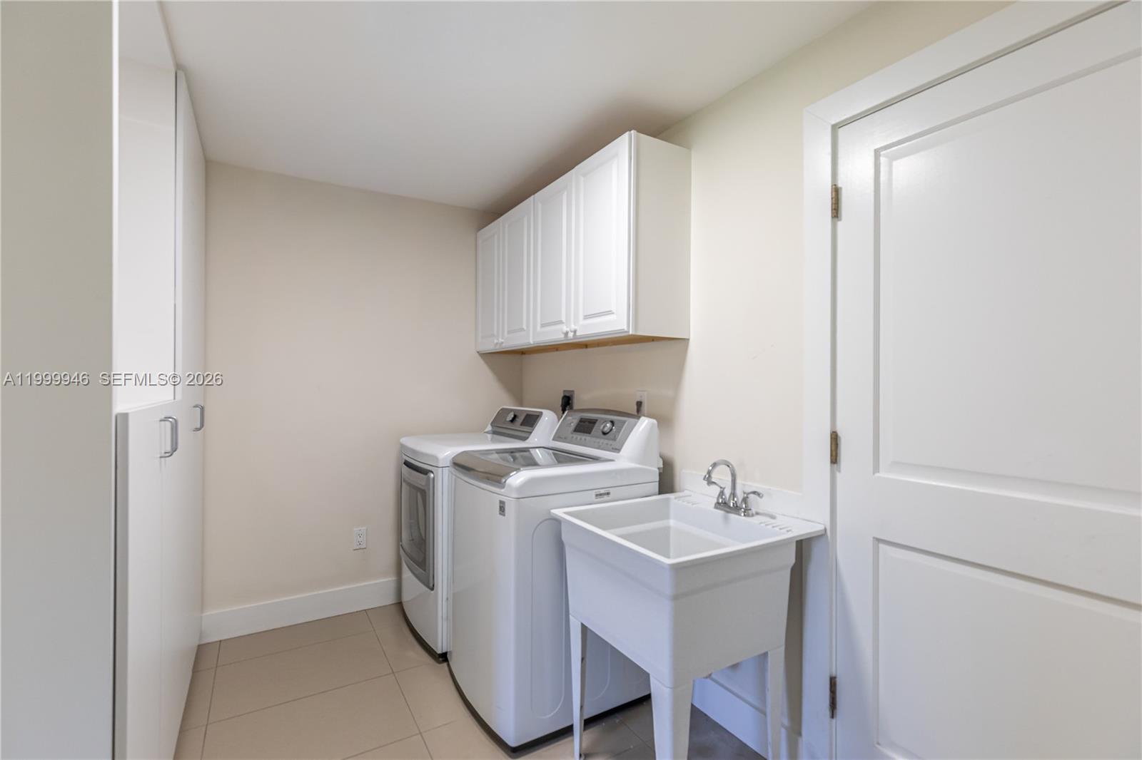 13303 SW 58th Ave #13303 Pinecrest, FL 33156