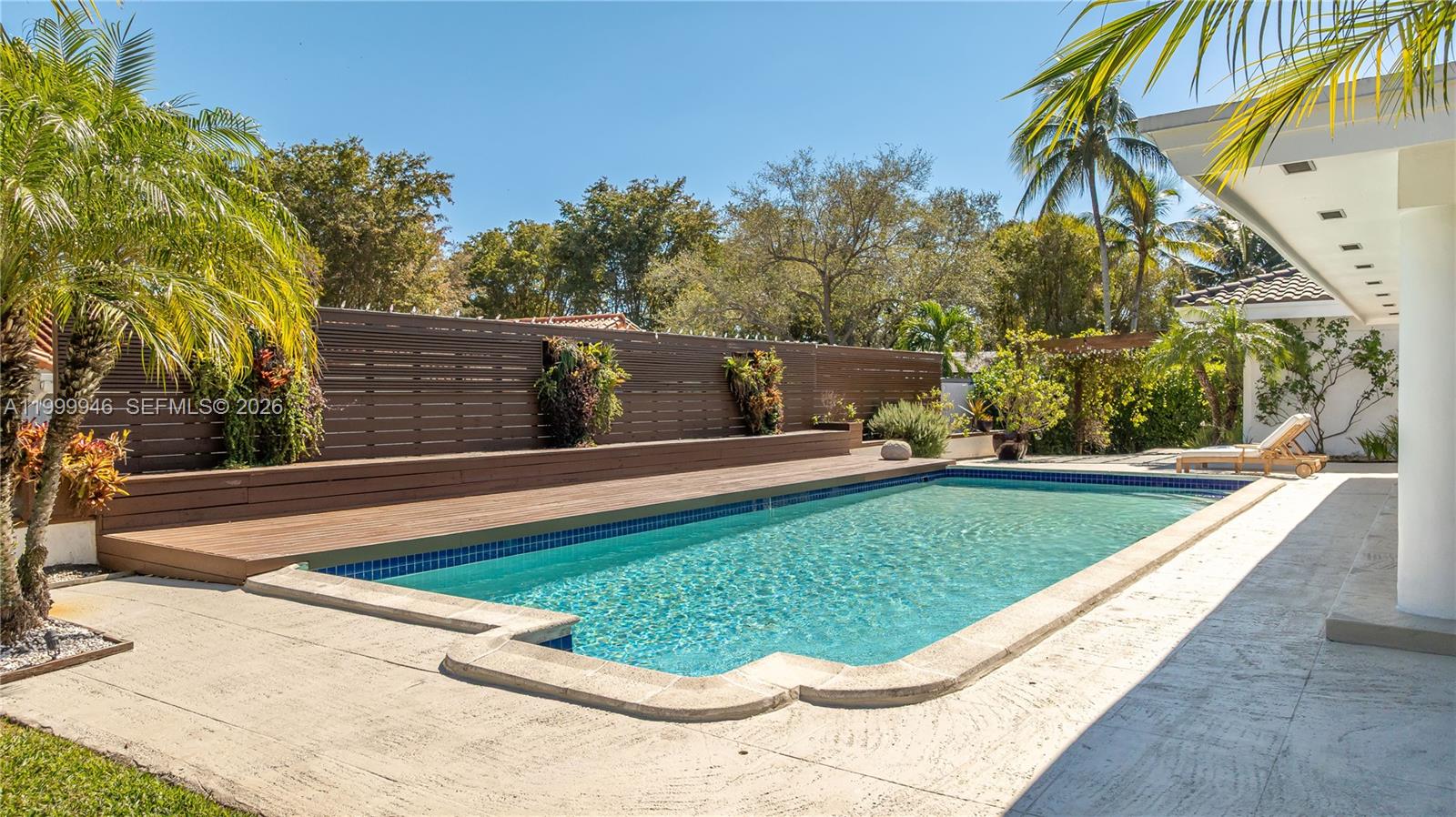 13303 SW 58th Ave #13303 Pinecrest, FL 33156