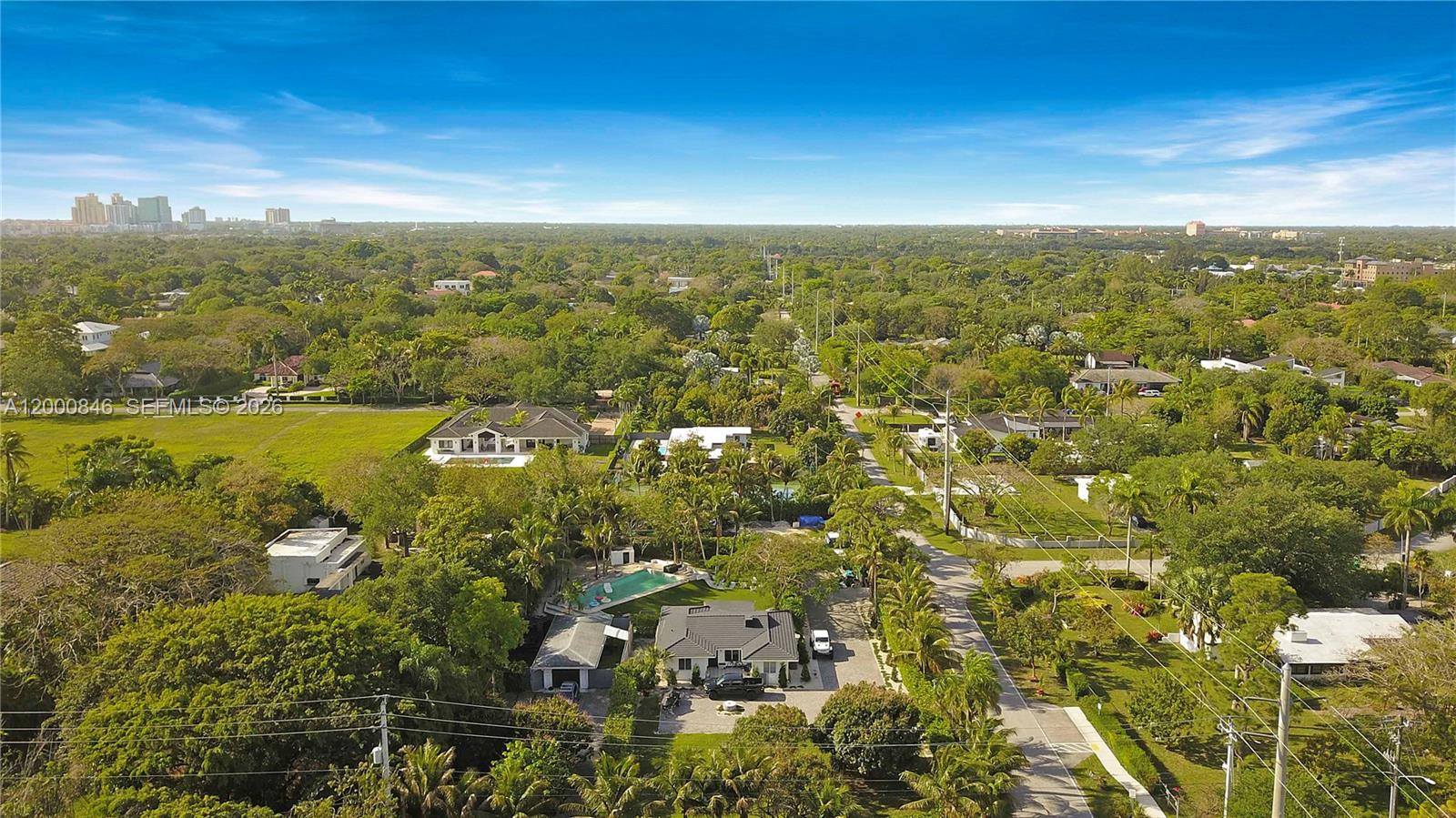 8390 SW 64th St Miami, FL 33143