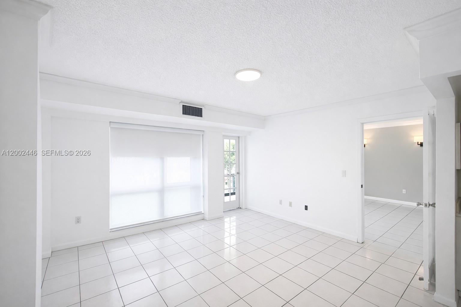 77 Crandon Blvd #3C Key Biscayne, FL 33149