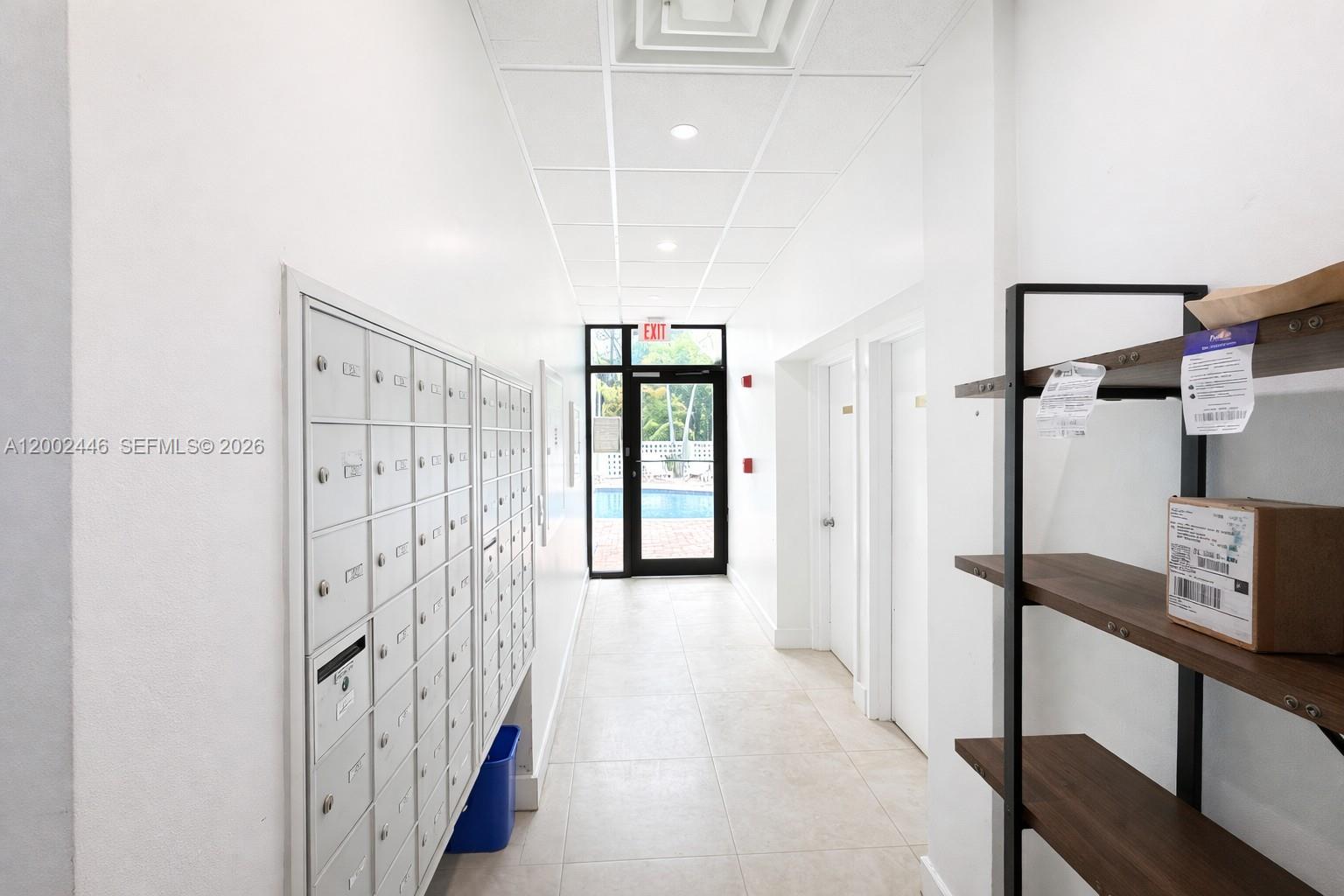 77 Crandon Blvd #3C Key Biscayne, FL 33149