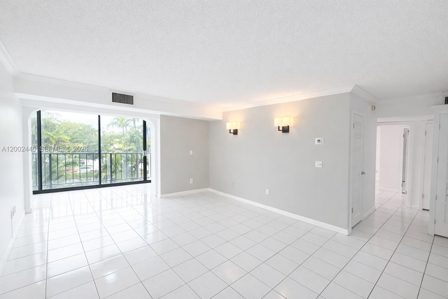 77 Crandon Blvd #3C Key Biscayne, FL 33149