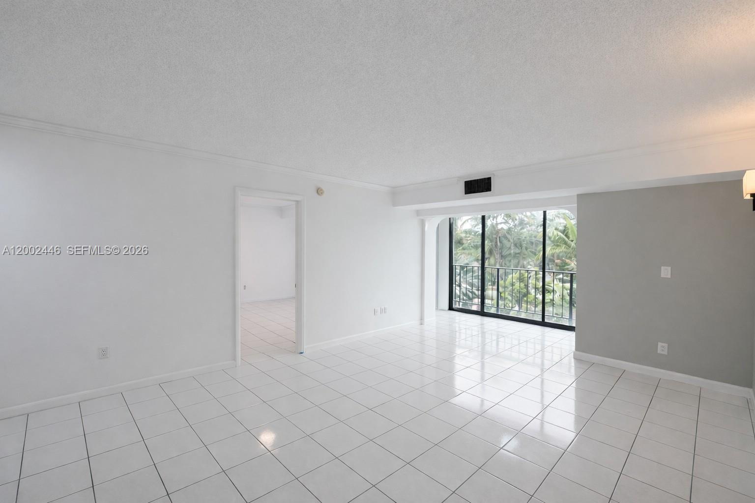 77 Crandon Blvd #3C Key Biscayne, FL 33149