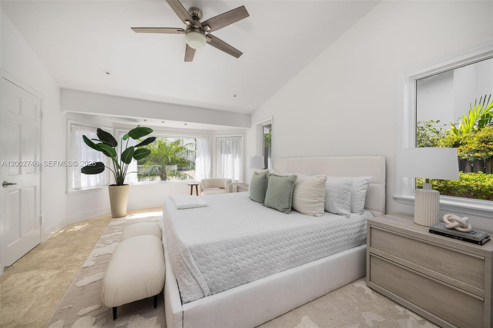 255 Ridgewood Rd Key Biscayne, FL 33149